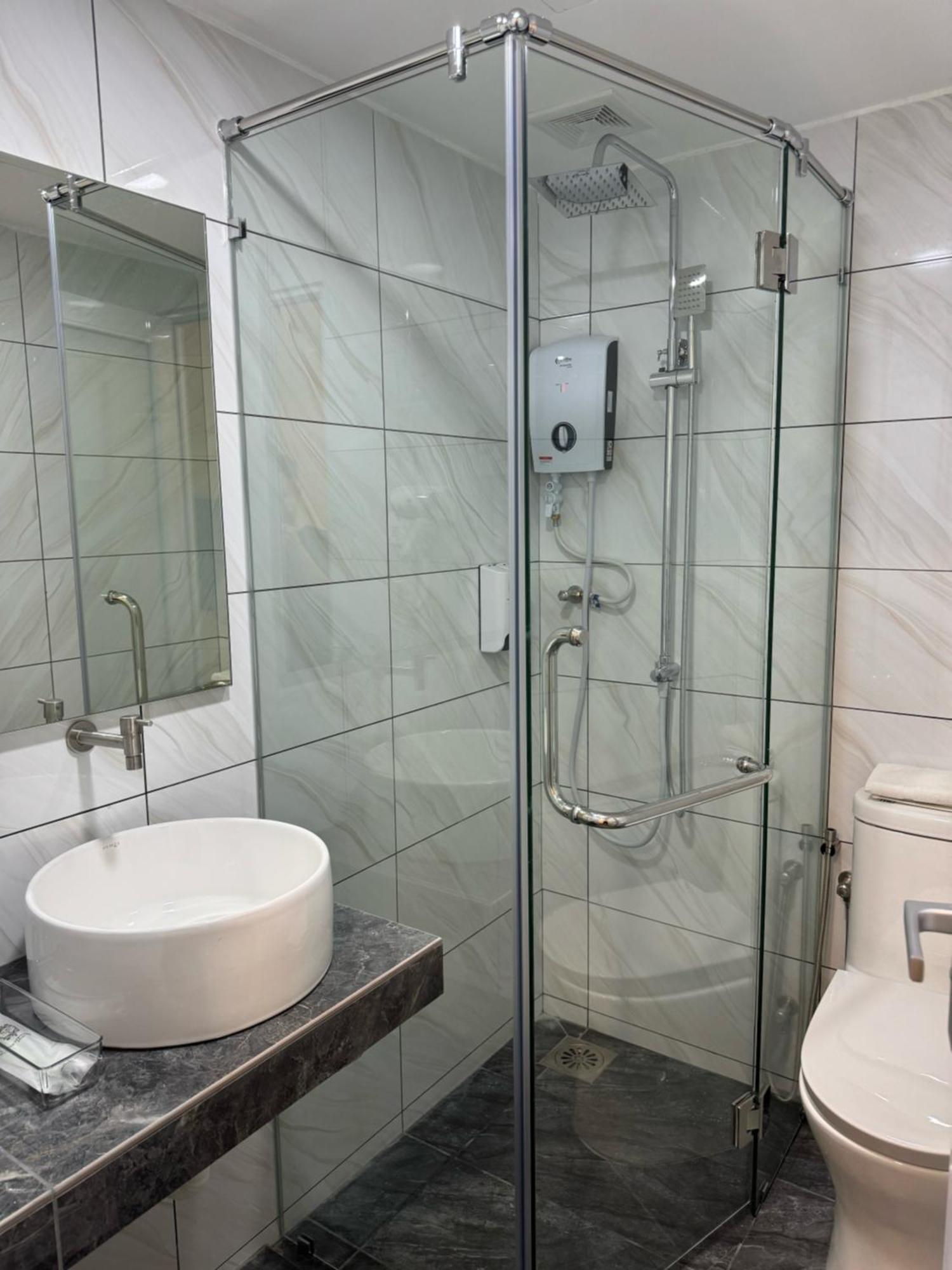 52 The Grace Hotel Muar Extérieur photo