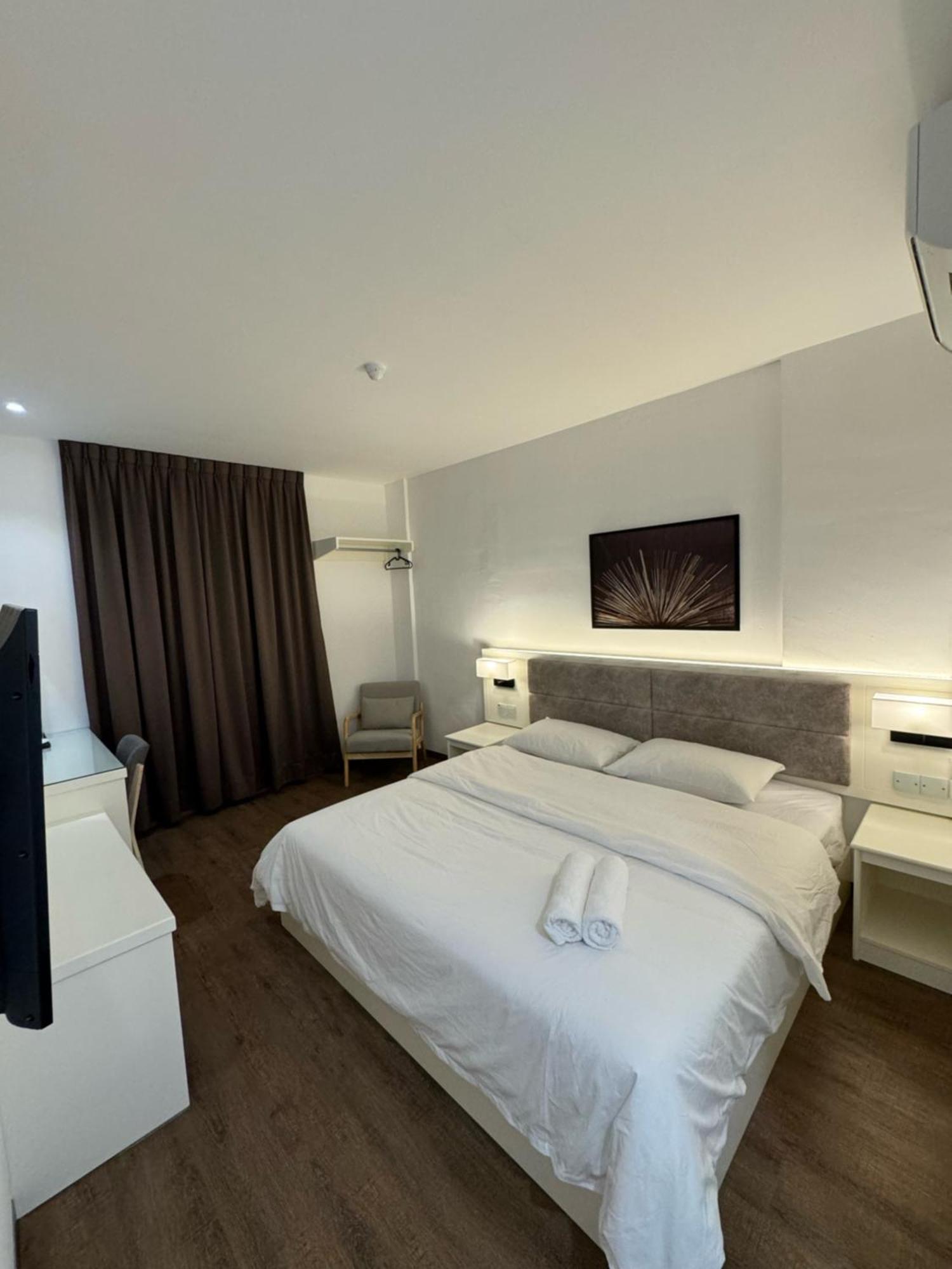 52 The Grace Hotel Muar Extérieur photo
