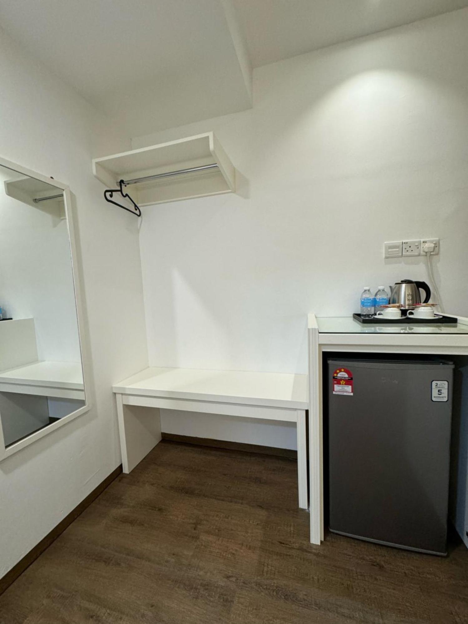 52 The Grace Hotel Muar Extérieur photo