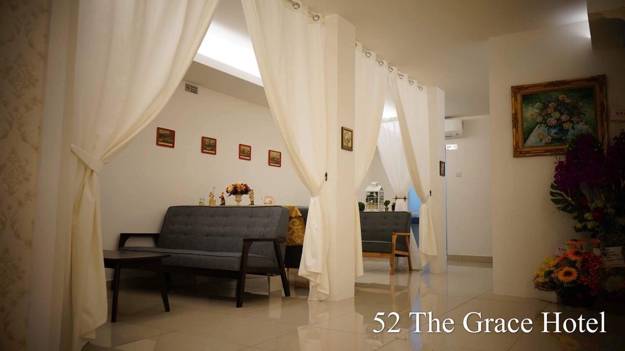 52 The Grace Hotel Muar Extérieur photo