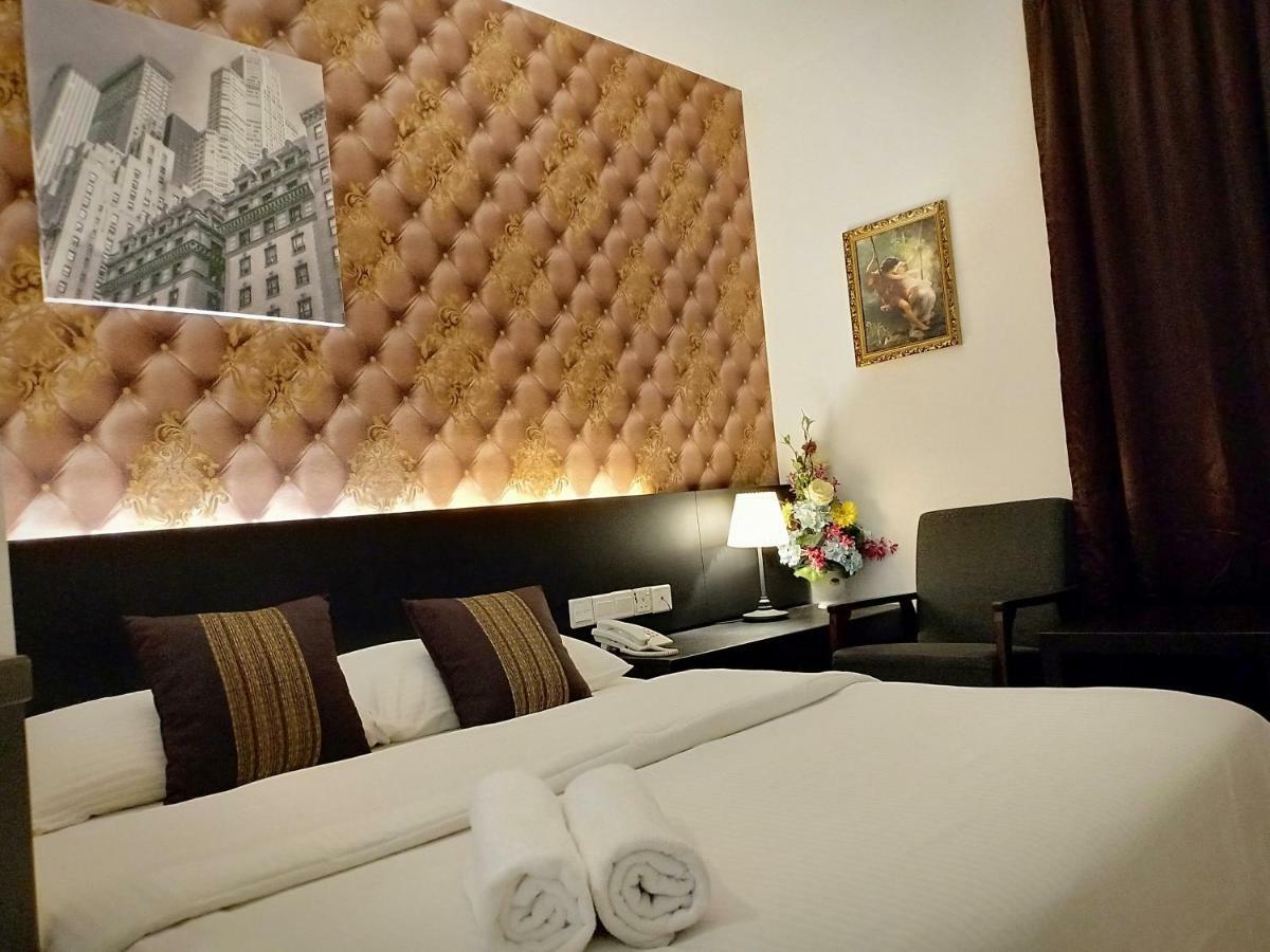 52 The Grace Hotel Muar Extérieur photo