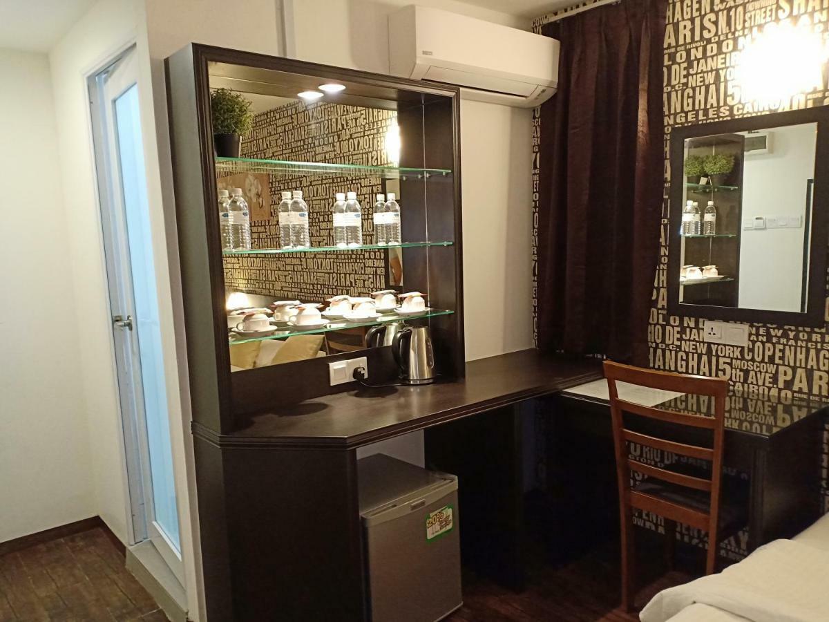 52 The Grace Hotel Muar Extérieur photo